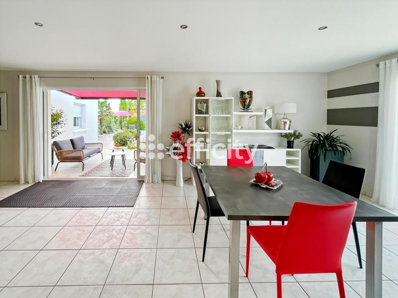 Maison - 135 m² - 6 pièces