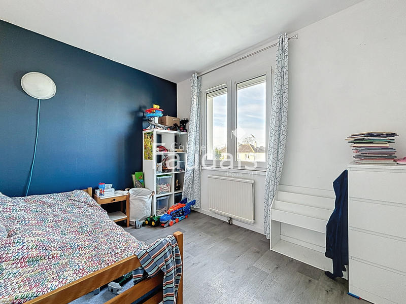 Maison - 104 m² - 6 pièces