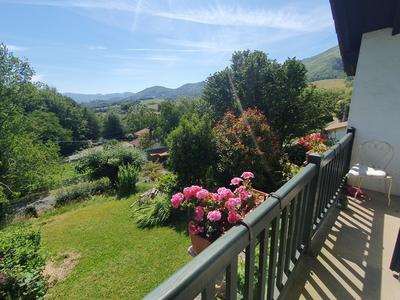 Maison - 105 m² - 6 pièces