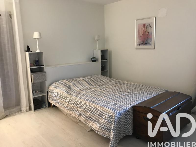 Maison - 220 m² - 8 pièces