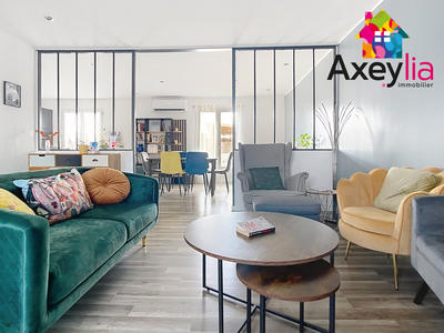 Maison - 90 m² - 5 pièces