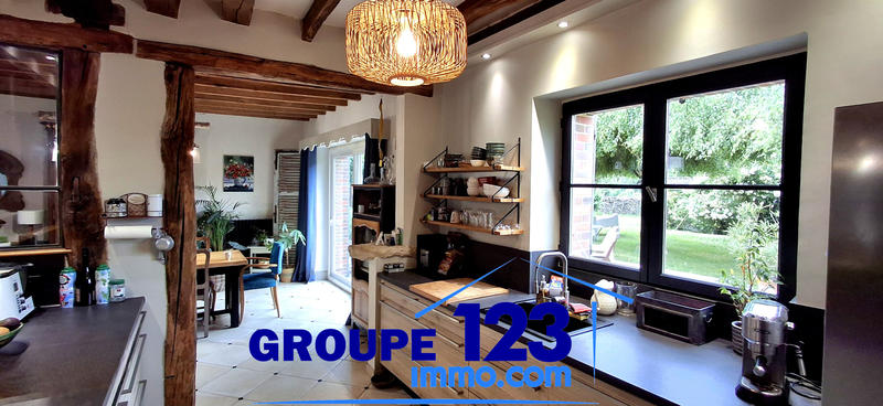 Maison - 227 m² - 10 pièces