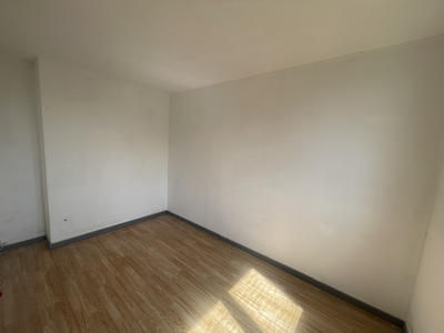 Appartement - 60 m² - 4 pièces