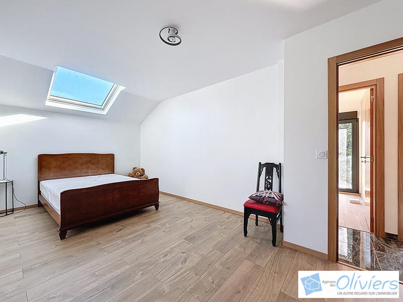 Maison - 110 m² - 6 pièces