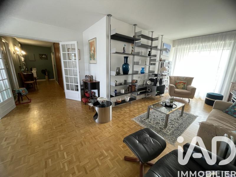 Appartement - 101 m² - 5 pièces
