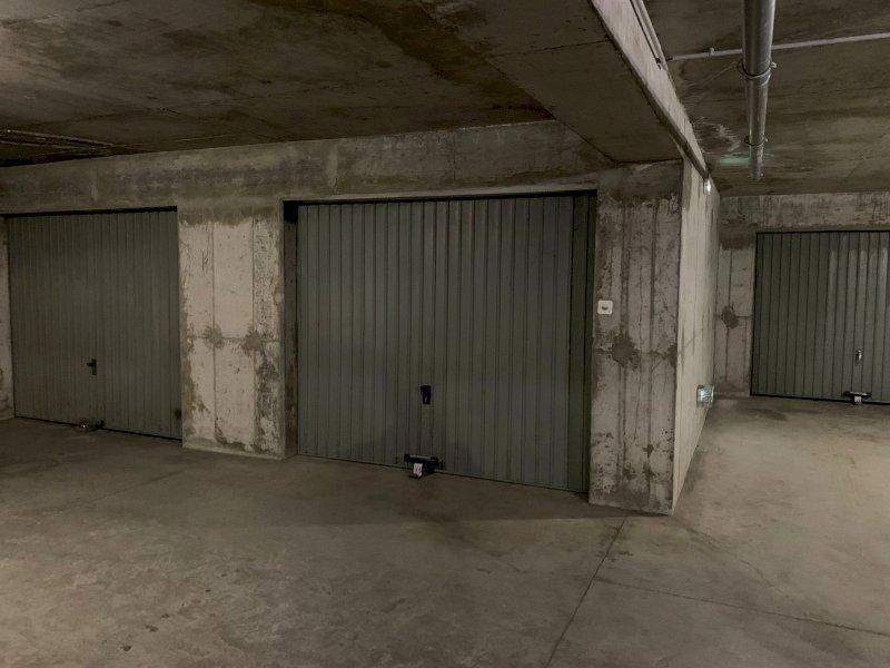 Parking / Garage - 13 m²