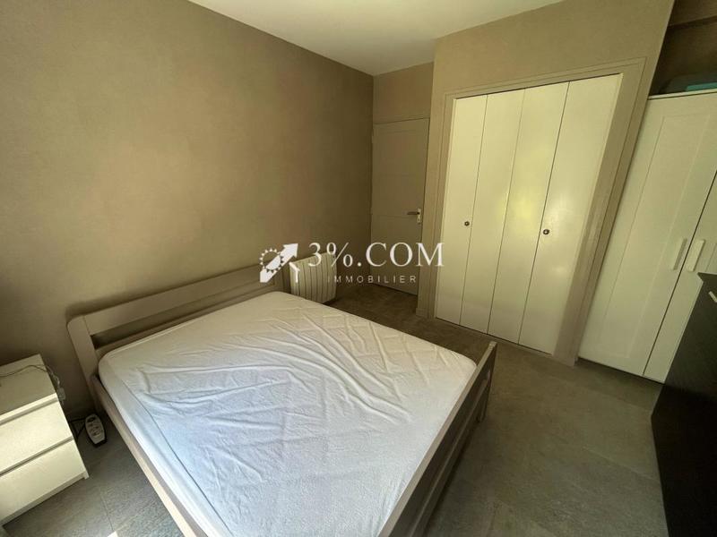 Maison - 205 m² - 8 pièces