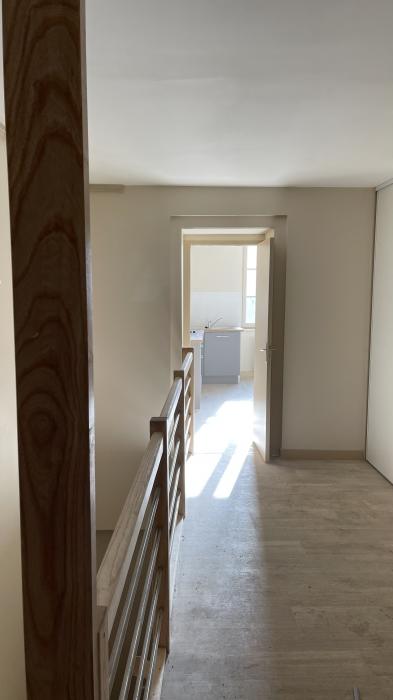 Appartement - 88 m² - 3 pièces