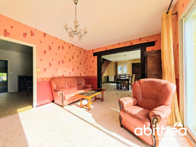 Maison - 140 m² - 5 pièces