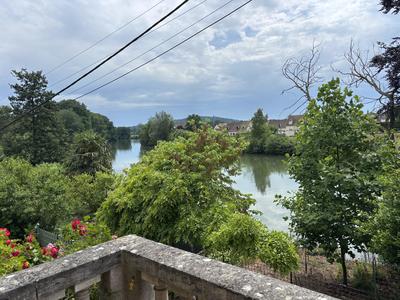 Maison - 92 m² - 5 pièces