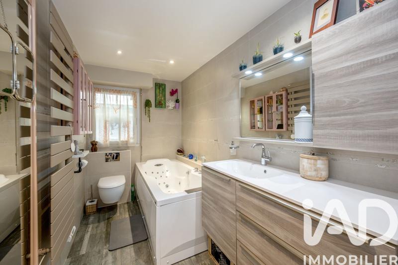 Appartement - 137 m² - 5 pièces