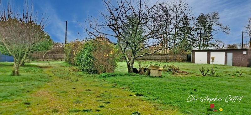 Terrain constructible - 850 m²