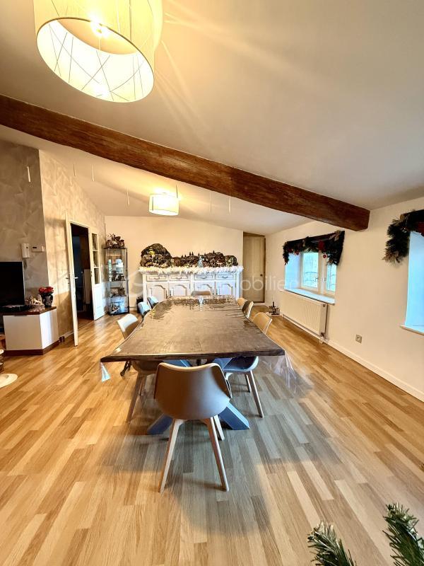 Appartement - 125 m² - 4 pièces