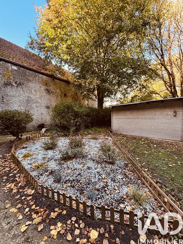 Maison - 550 m² - 14 pièces