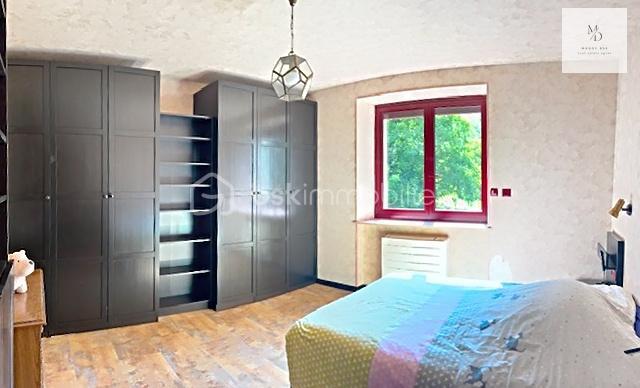 Maison de village - 189 m² - 9 pièces