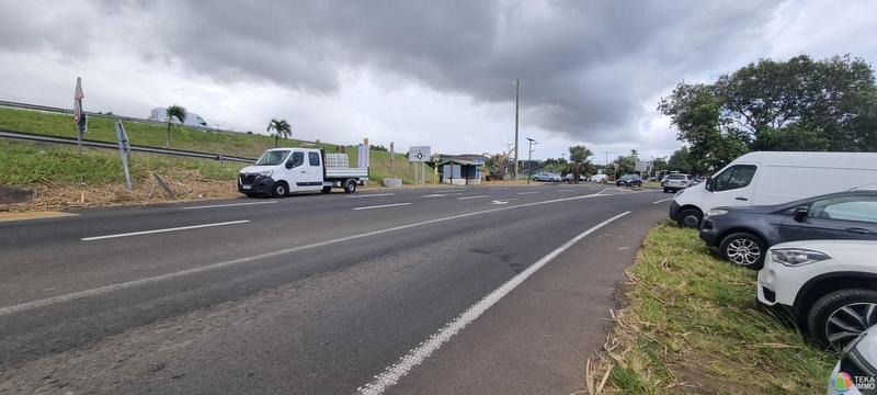 Local commercial - 600 m² - 1 pièce