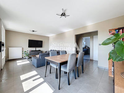 Appartement - 72 m² - 3 pièces