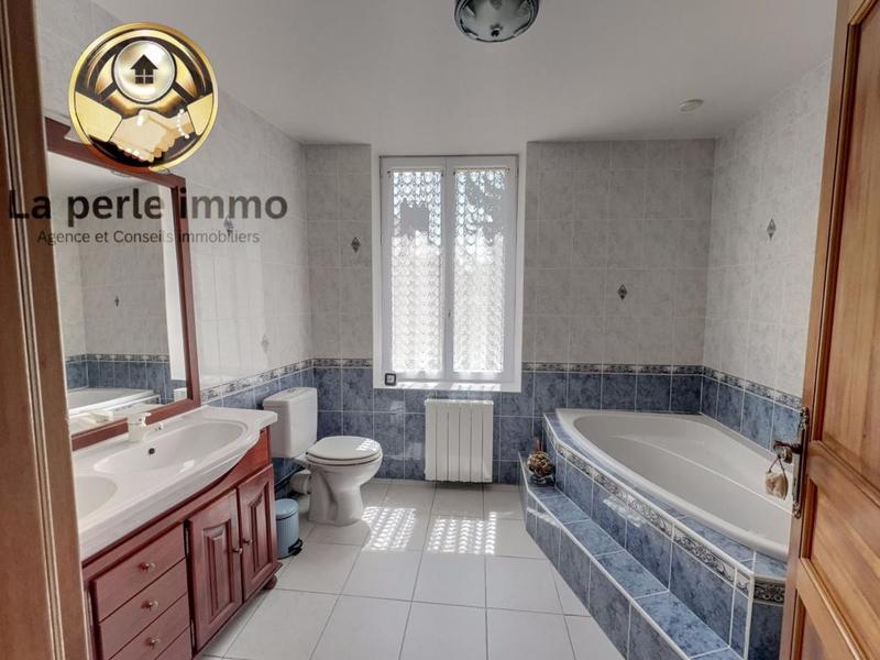 Maison - 126 m² - 7 pièces