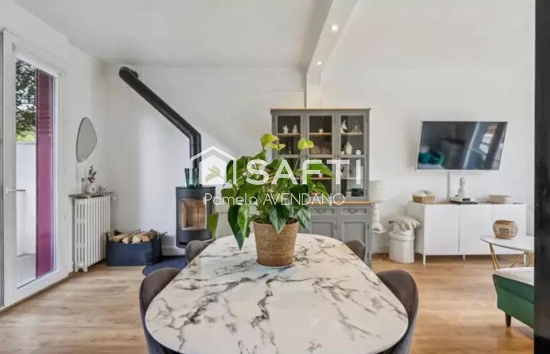 Maison - 105 m² - 4 pièces