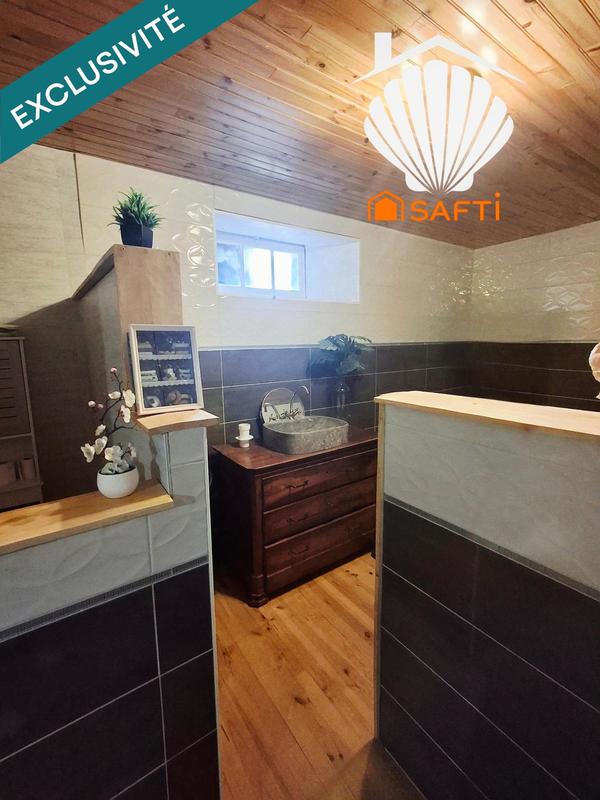 Maison - 180 m² - 8 pièces