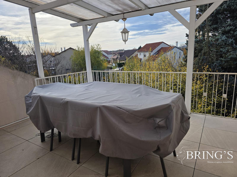 Appartement - 146 m² - 6 pièces