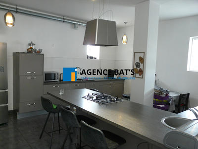 Appartement - 170 m² - 6 pièces
