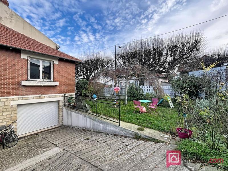 Maison - 147 m² - 6 pièces