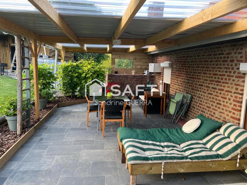 Maison - 227 m² - 9 pièces