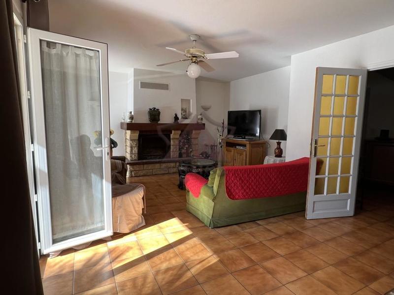 Villa - 177 m² - 7 pièces