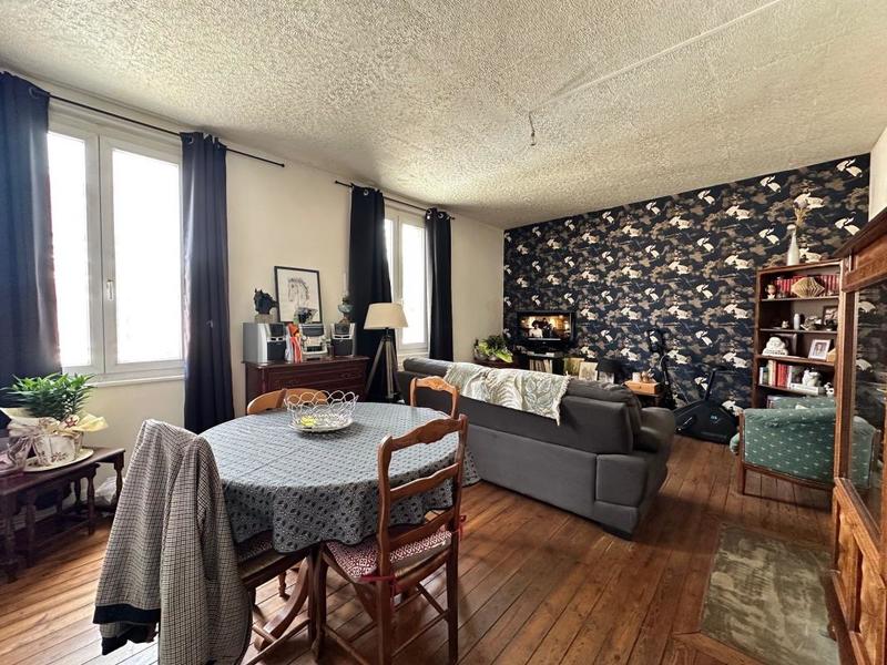 Immeuble - 200 m² - 9 pièces