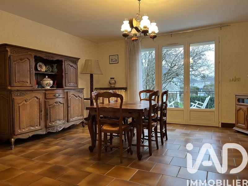 Maison - 90 m² - 5 pièces