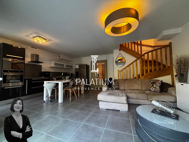 Maison - 79 m² - 4 pièces