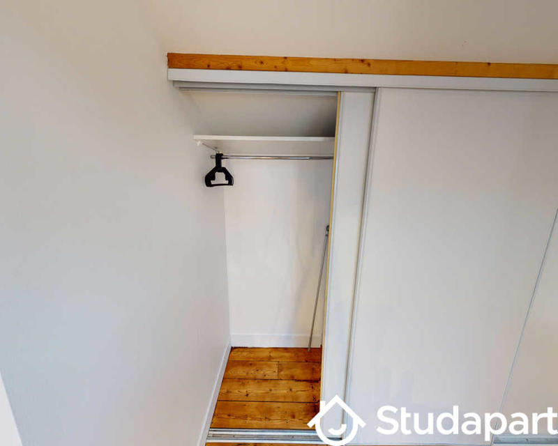 Chambre - 110 m² - 1 pièce