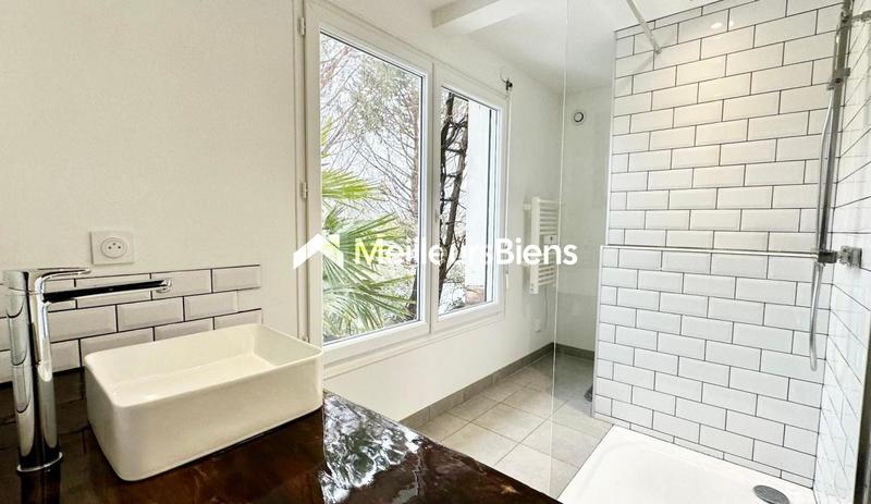 Maison - 101 m² - 4 pièces