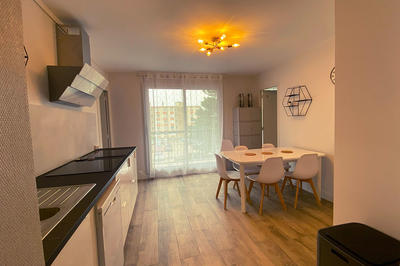 Appartement - 117 m² - 6 pièces