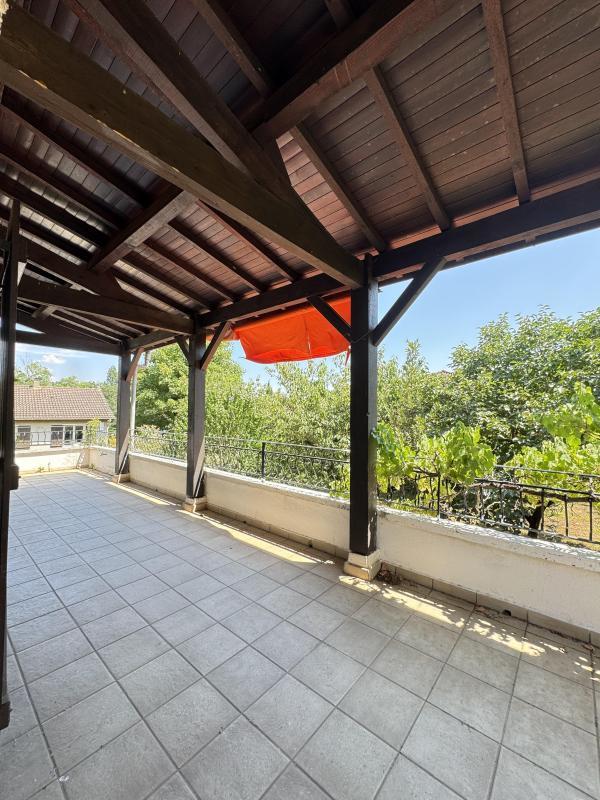 Maison - 200 m² - 6 pièces