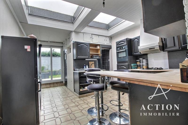 Maison - 88 m² - 4 pièces