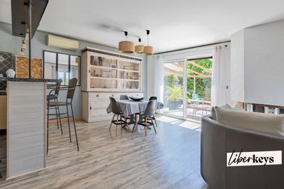 Maison - 135 m² - 5 pièces