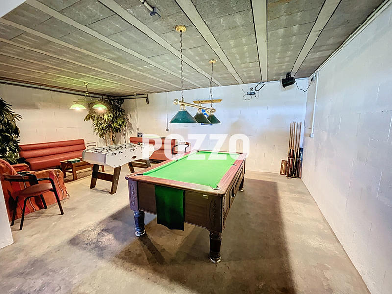 Maison - 170 m² - 7 pièces