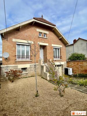 Maison - 90 m² - 5 pièces