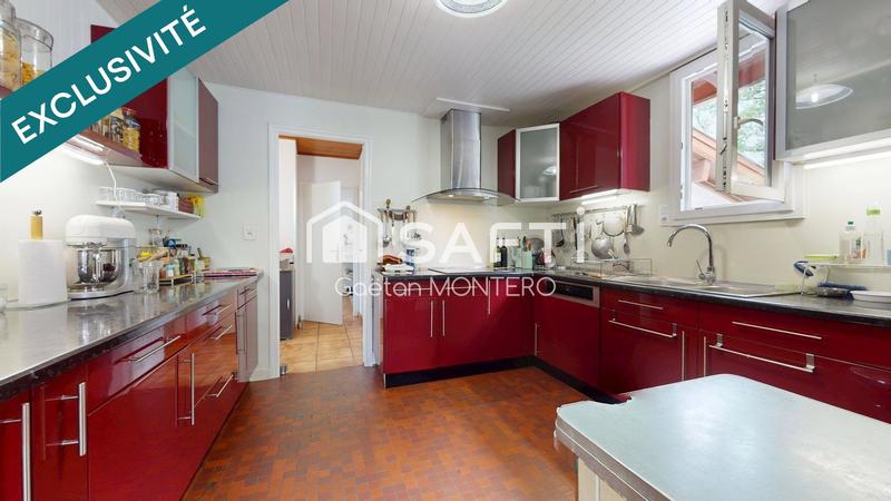 Maison - 161 m² - 6 pièces