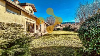 Villa - 140 m² - 5 pièces