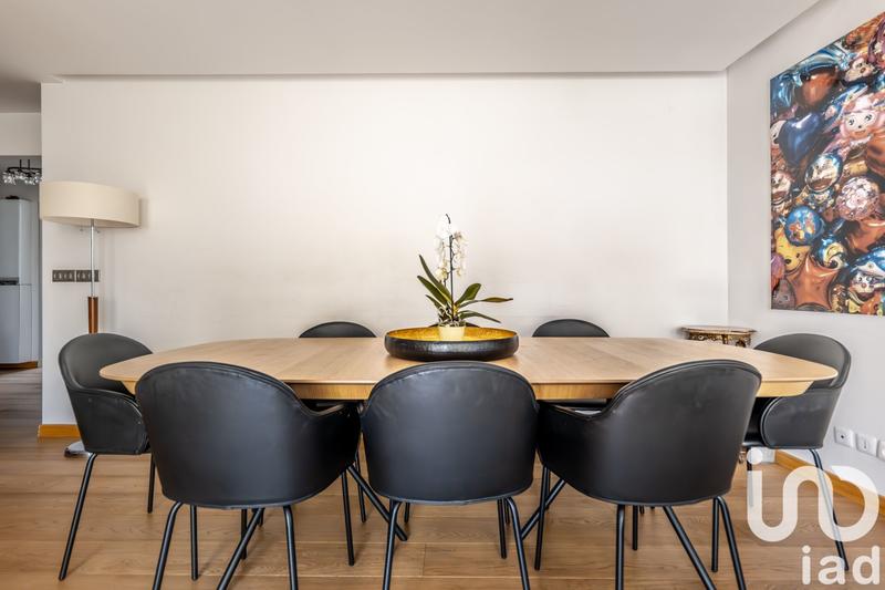 Appartement - 80 m² - 4 pièces