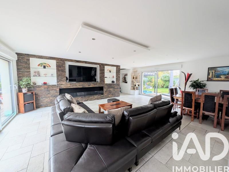 Maison - 157 m² - 6 pièces