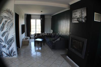 Maison - 136 m² - 8 pièces