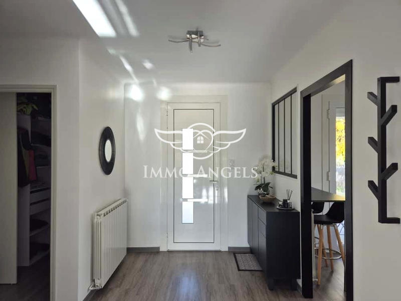 Maison - 90 m² - 3 pièces