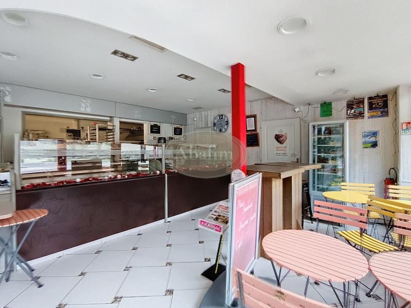 Local commercial - 105 m² - 2 pièces