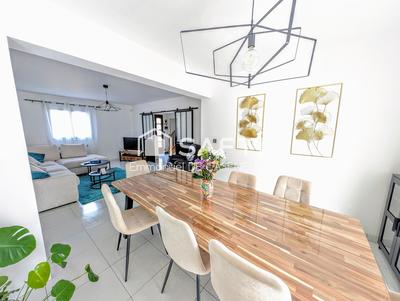 Maison - 120 m² - 6 pièces