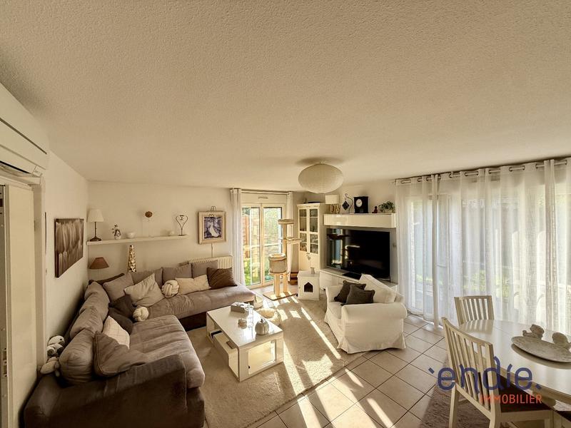 Maison - 122 m² - 6 pièces