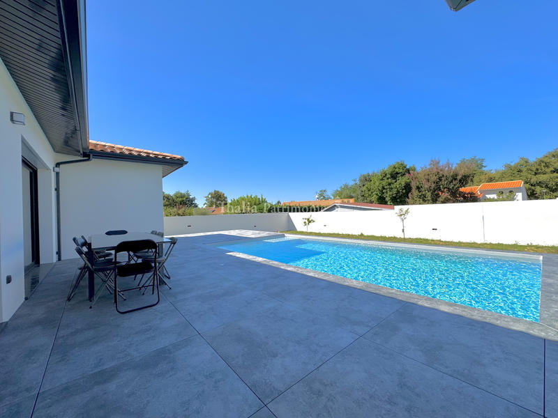 Maison - 145 m² - 5 pièces